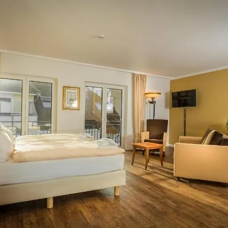 Appartamento Business-apartment 5 Mit Kueche & Kostenfreiem Parkplatz Greifswald